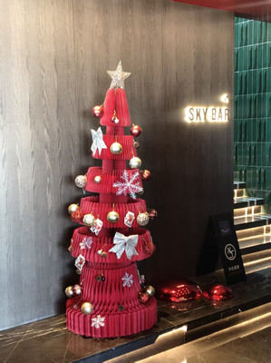 昆明翠湖丽瑞德酒店 SKY BAR：窗边看光影的自助下午茶