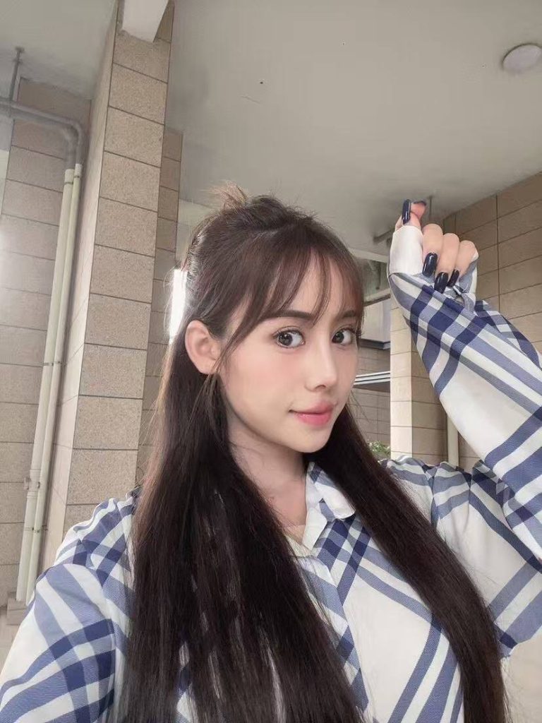 轻妍
