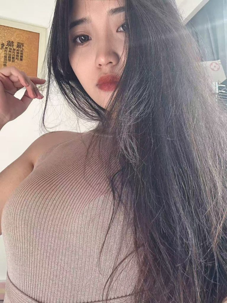 依瑶 照片 3