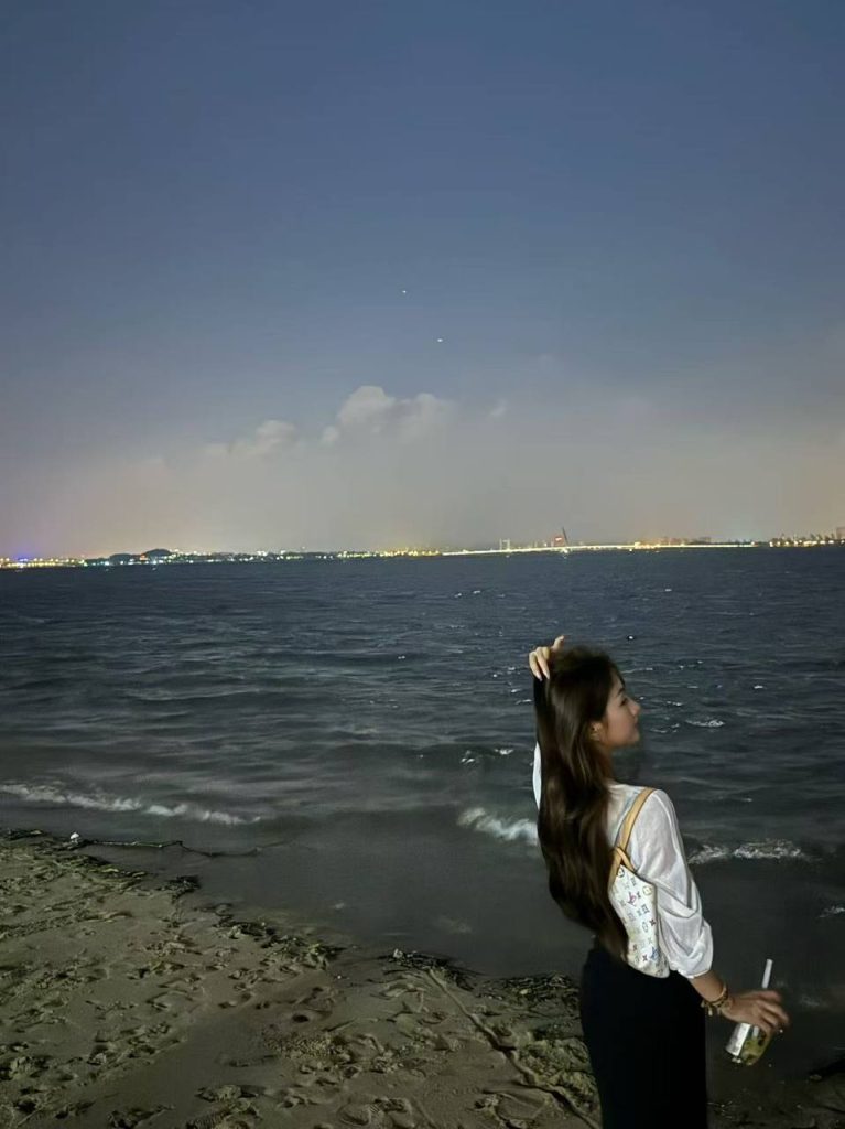 晨青