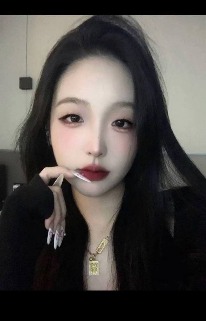 然羽 照片 2