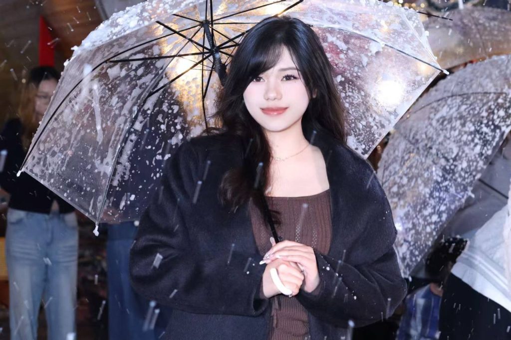 轻萌 照片 2