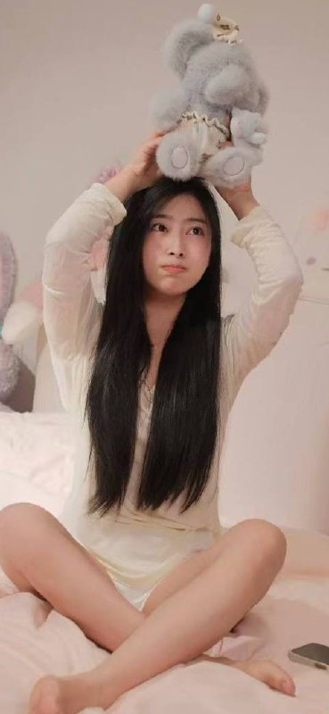 静伊 照片 3