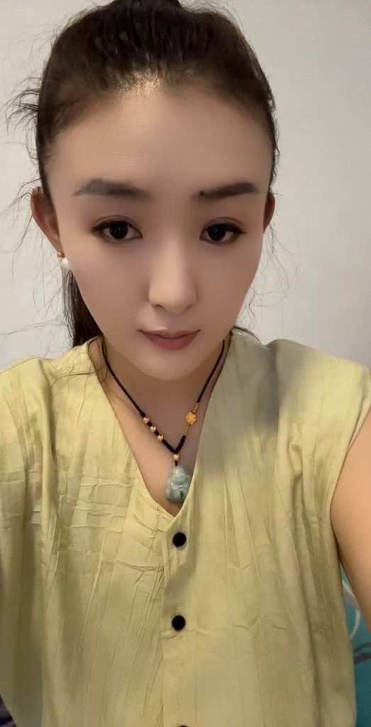 栀伊2 照片 2