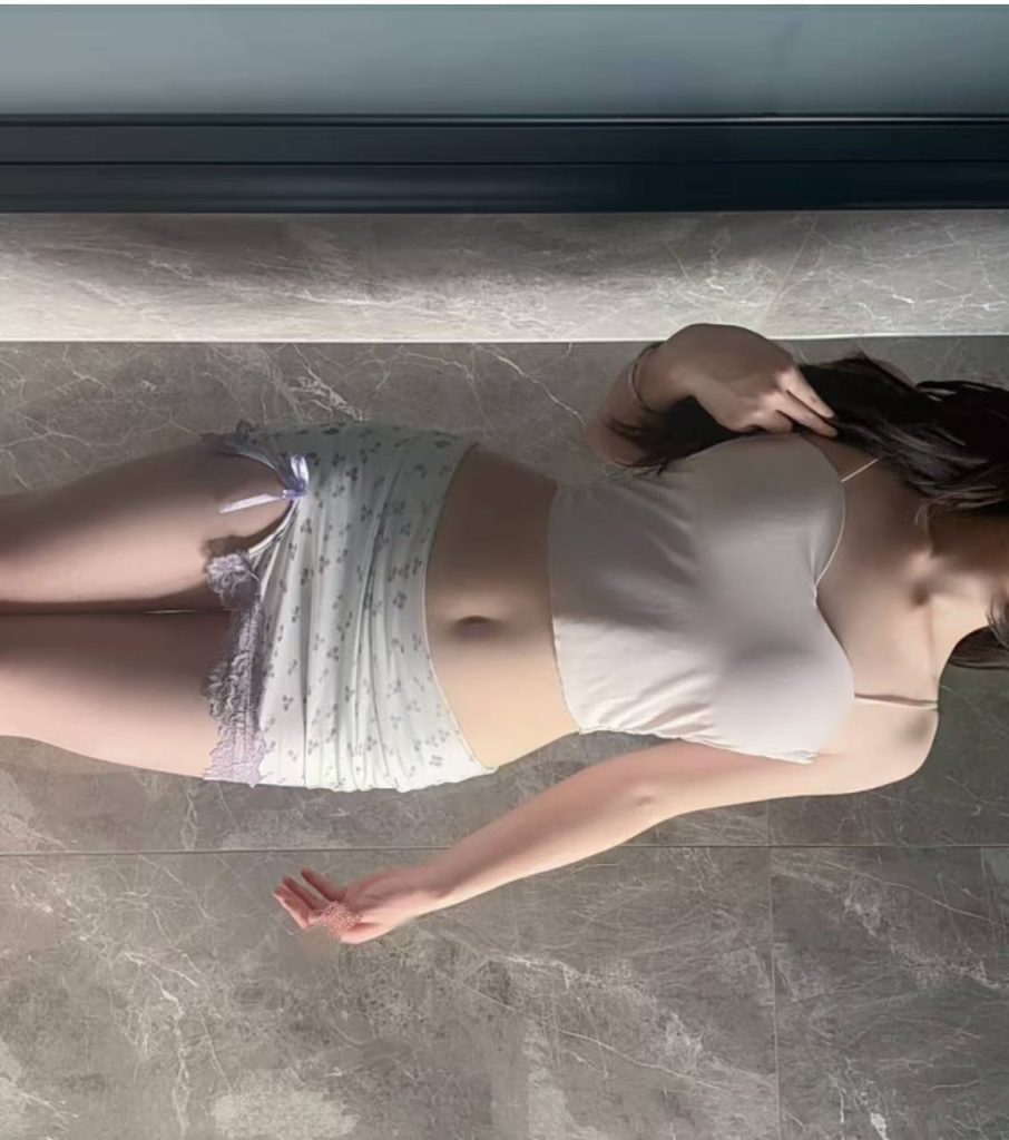 映伊 照片 2