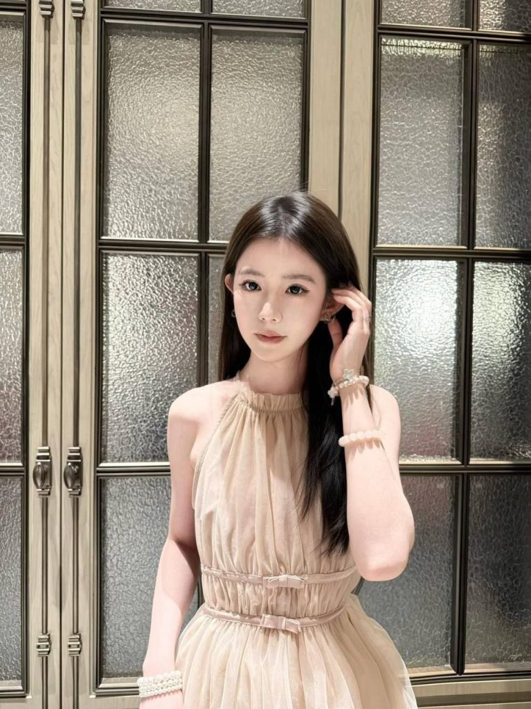 栀伊 照片 4