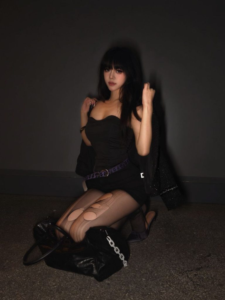 映瑶