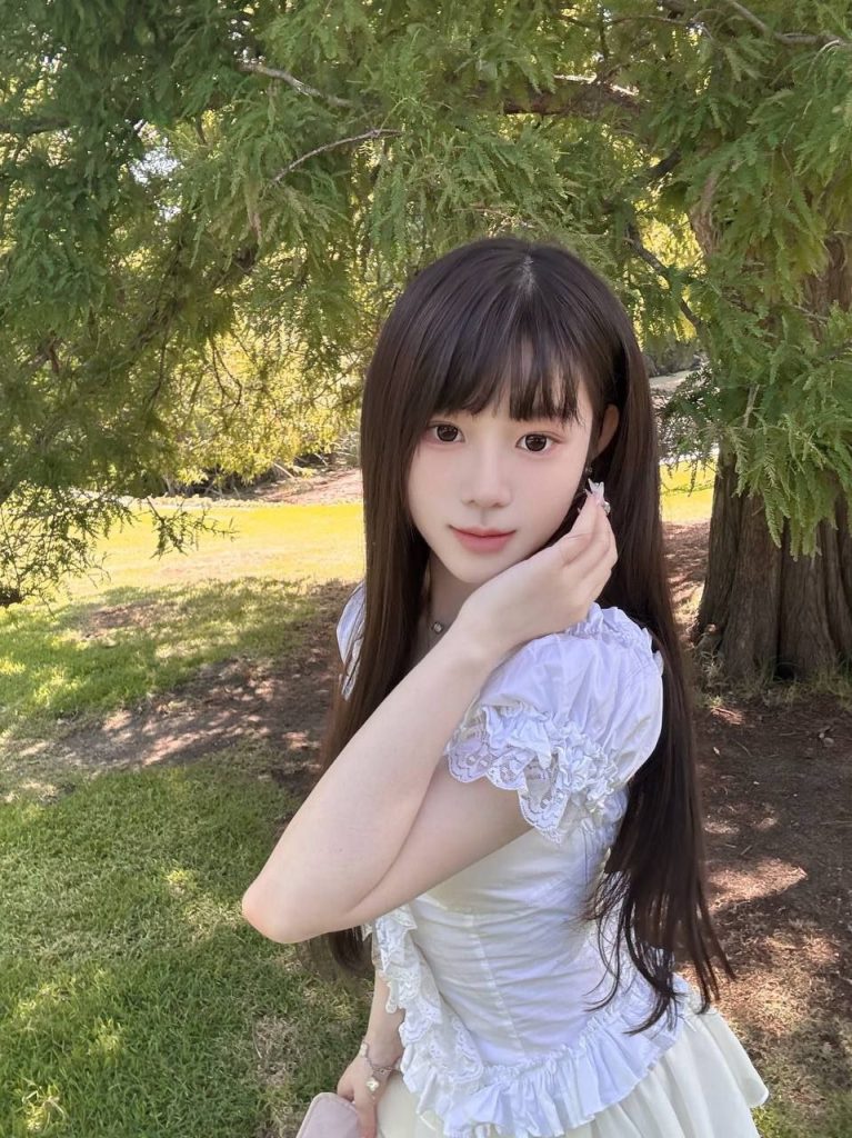 青语 照片 2