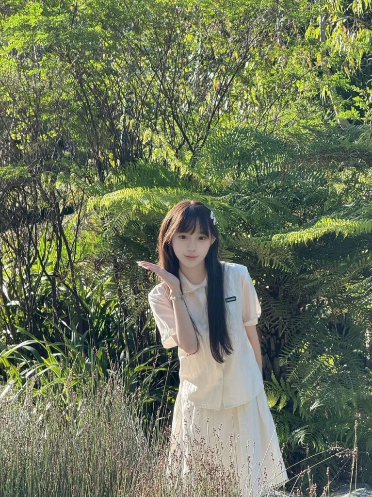 青语 照片 5