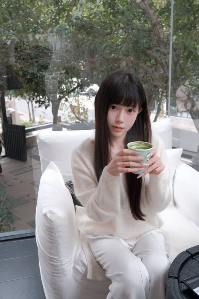 青语 图集缩略图 9